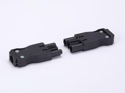 Pluggable connectors